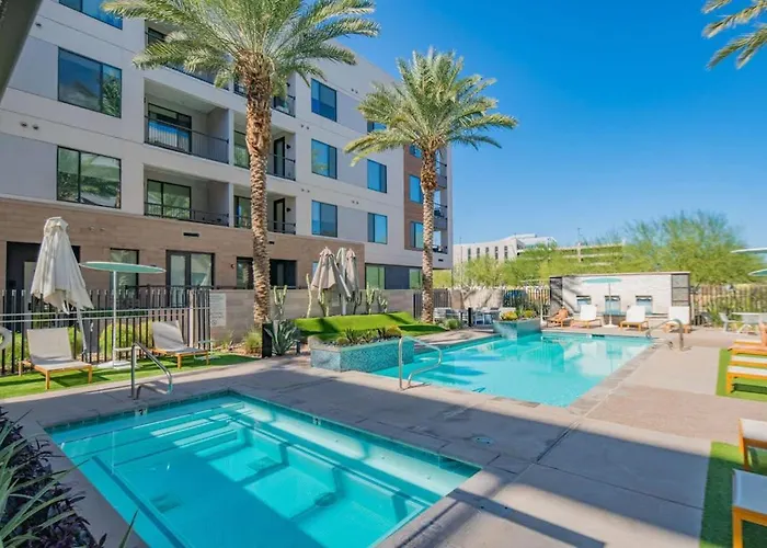 Apartment Bright And Sleek 1br Parking Workspace *