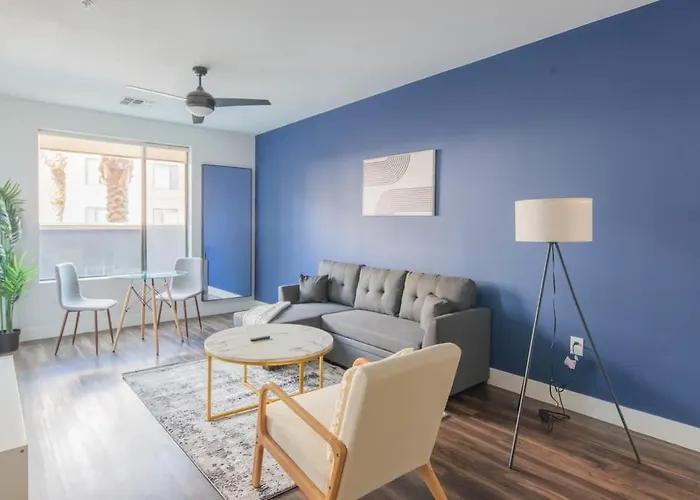 Bright And Sleek 1br Parking Workspace Tempe